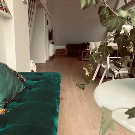 아파트 Lichtrijke Loft Bij Restaurant Den Olifant 예페르