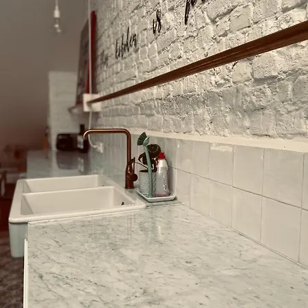 Lichtrijke Loft Bij Restaurant Den Olifant Ypres